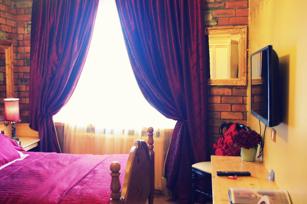 Crown House Suites Halifax Bilik gambar